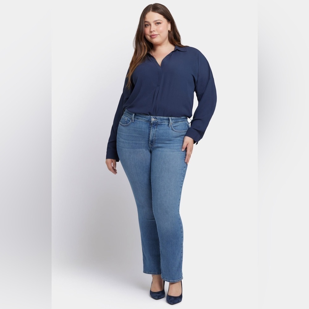 NYDJ Curve Shaper Marilyn Straight Leg Stretch Shapewear Jeans Medium Blue Sz 28